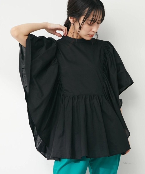 ELENCARE DUE(エレンカーレデュエ)の「・ELENCARE DUE ポンチョ風チュニック(Tシャツ/カットソー・レディース・ブラック/ベージュ/オフホワイト/イエロー・FREE)」の2枚目の写真