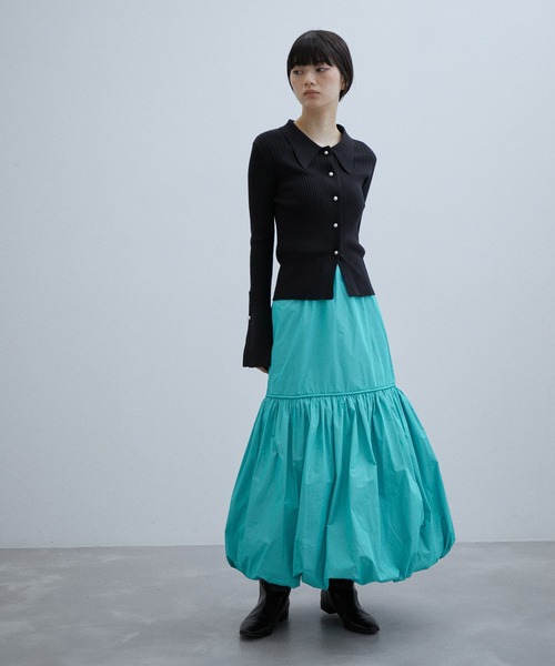 ADAM ET ROPE'(アダムエロペ)の「ティアードバルーンタフタスカート(スカート・レディース・ブラック/ホワイト系その他2/ブルー・FREE)」の21枚目の写真