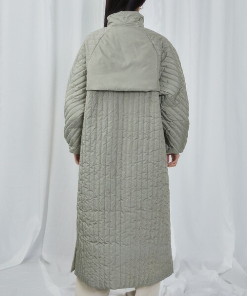 Firsthand（ファーストハンド）の「Firsthand/ファーストハンド リサイクル タフタ ロング キルティングコート（その他アウター・レディース・ブラック/カーキ・ONE SIZE）」の6枚目の写真