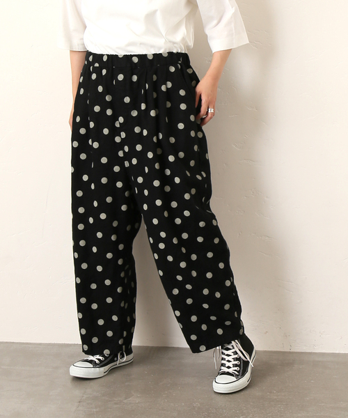 JOURNAL STANDARD LUXE(ジャーナルスタンダード ラックス)の「リネンドットタックバルーンパンツ(その他パンツ・レディース・ブラック/ブルー・FREE)」の4枚目の写真