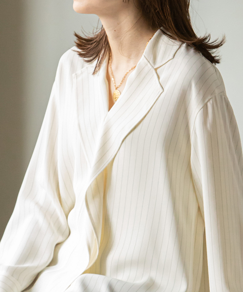 エステルダブルクロステーラードブラウス