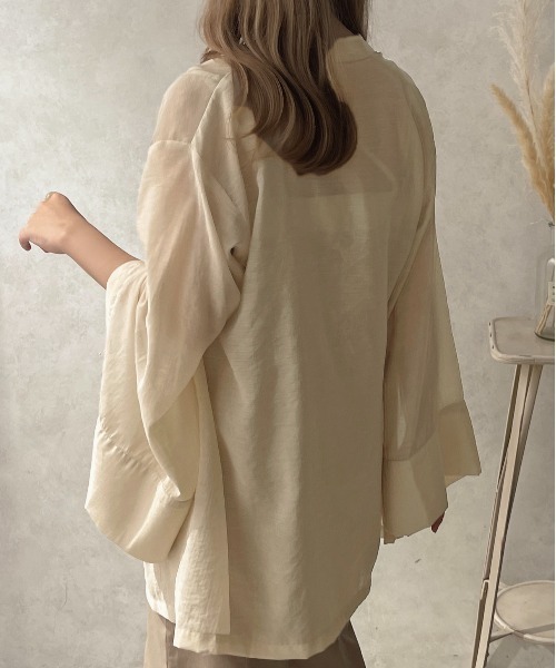 apres jour clair（アプレジュールクレア）の「【apres jour clair】スリットスリーブチュニックシャツ【ZOZOTOWN限定アイテム】（シャツ/ブラウス・レディース・アイボリー/ベージュ/ブラウン系その他・X-LARGE/フリー）」の6枚目の写真