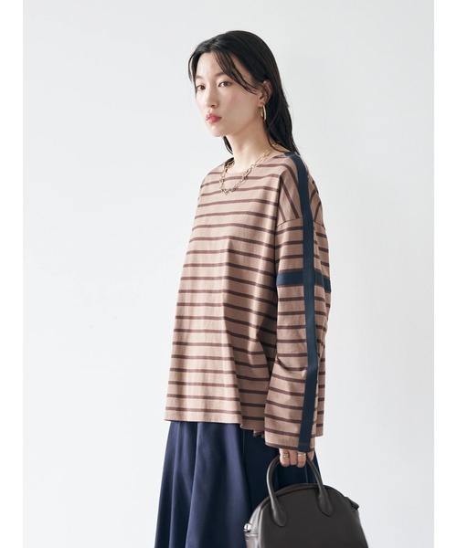 earth music&ecology（アースミュージックアンドエコロジー）の「カラーパイピングボーダープルオーバー（Tシャツ/カットソー・レディース・ブラウン/グレー/グリーン/アイボリー・FREE）」の8枚目の写真