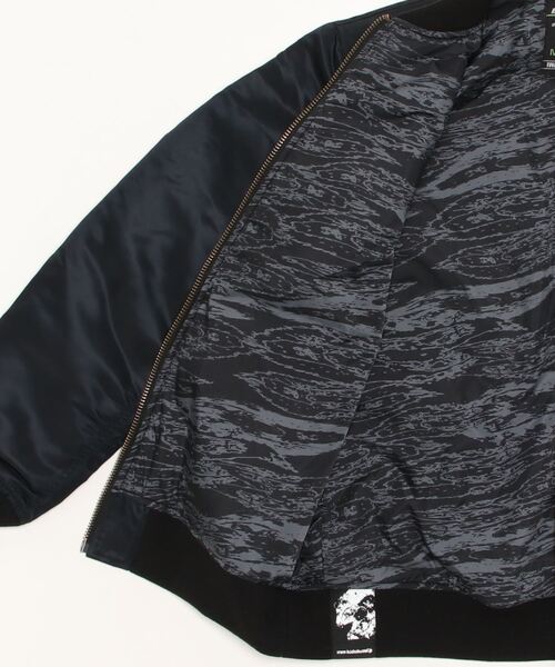 Back Channel（バックチャンネル）の「MA-1 JACKET（MA-1・メンズ・オリーブドラブ/ブラック/グレー・SMALL/MEDIUM/LARGE/X-LARGE/XX-LARGE）」の5枚目の写真