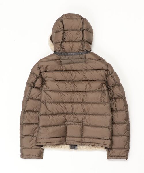 Ten-C（テンシー）の「Ten-C / テンシー：SHEARLING HOODED LINER -BRW-：TC-J0126-036[MUS]（ダウンジャケット/コート・メンズ・ブラウン・44）」の2枚目の写真
