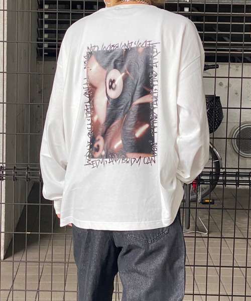 kutir(クティール)の「オーバーサイズビリヤードロンT(Tシャツ/カットソー・メンズ・ブラック/オフホワイト・MEDIUM/LARGE)」の10枚目の写真