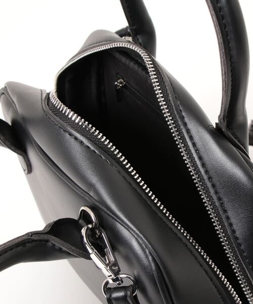 nemne store(ネンネストア)の「【nemne】2wayミニボストンショルダーバッグ(ショルダーバッグ・レディース・ブラック/ベージュ/ブラウン・フリー)」の7枚目の写真