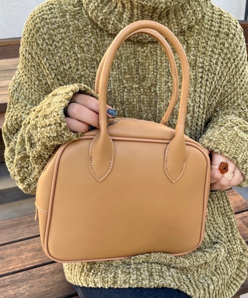 nemne store(ネンネストア)の「【nemne】2wayミニボストンショルダーバッグ(ショルダーバッグ・レディース・ブラック/ベージュ/ブラウン・フリー)」の3枚目の写真