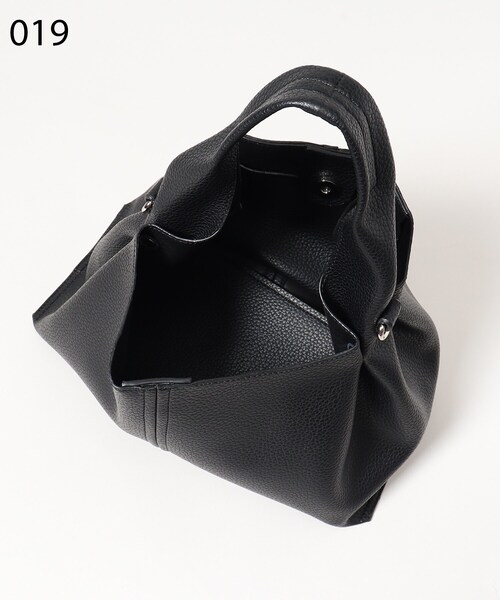 THE SHOP TK (ザ ショップ ティーケー )の「◆【軽量/ONOFF活躍/2WAY】シュリンクミドルトート/ワンハンドルバッグ(トートバッグ・レディース・ブラック/ブラウン系/ライトベージュ・00)」の11枚目の写真