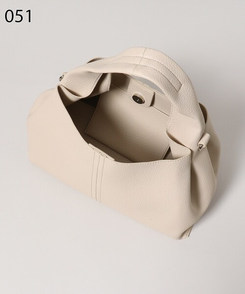 THE SHOP TK (ザ ショップ ティーケー )の「◆【軽量/ONOFF活躍/2WAY】シュリンクミドルトート/ワンハンドルバッグ(トートバッグ・レディース・ブラック/ブラウン系/ライトベージュ・00)」の13枚目の写真