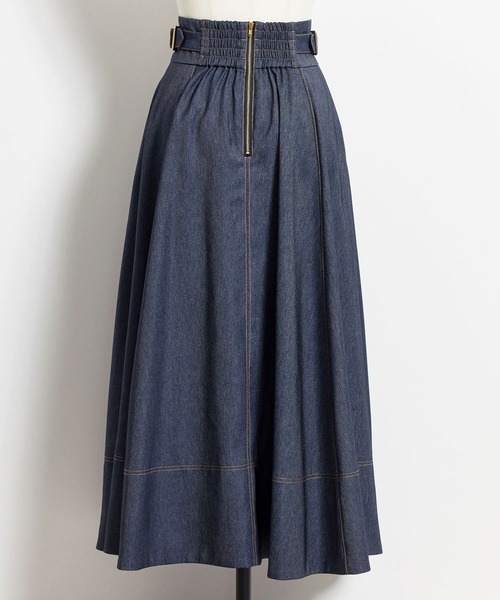 NOELA(ノエラ)の「デニムフレアスカート(スカート・レディース・インディゴブルー/ダークインディゴブルー/ブラック・M/S)」の11枚目の写真