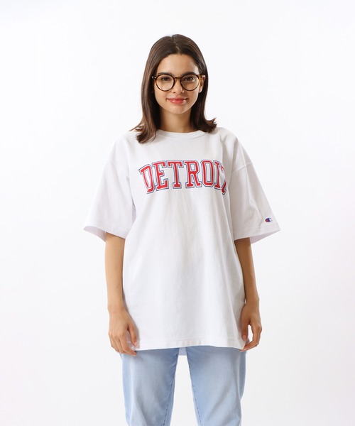 Champion（チャンピオン）の「【Champion/チャンピオン】メンズ リバースウィーブ(R) ショートスリーブTシャツ（Tシャツ/カットソー・メンズ・グレー/オートミール/ホワイト/ネイビー/ブラック/ライトグリーン・MEDIUM/LARGE/X-LARGE）」の2枚目の写真