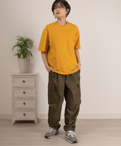 Dickies(ディッキーズ)の「【DICKIES/ディッキーズ】オーバーサイズミニワッペンポケットTシャツ/ユニセックス(Tシャツ/カットソー・メンズ・ホワイト/ブラック/ネイビー/ブルー/マスタード/グリーン・M/L/XL)」の8枚目の写真