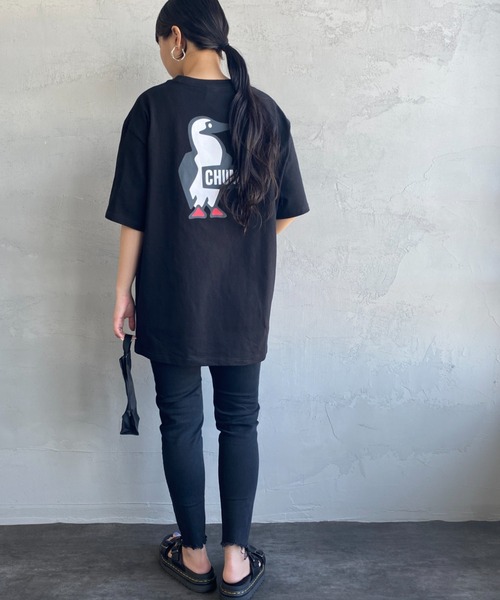 CHUMS（チャムス）の「[CHUMS/チャムス] BOOBY バックプリント ショートスリーブTシャツ（Tシャツ/カットソー・レディース・ホワイト/サックスブルー/ダークグリーン/ベージュ/グレイッシュベージュ/ブラック/ピンク/ホワイト×ネイビー・LARGE/XL/XXL/L/M）」の4枚目の写真