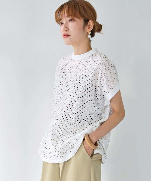 HER CLOSET（ハークローゼット）の「【shemoshelly】WEB限定カットワークレースフレンチブラウス（シャツ/ブラウス・レディース・オフホワイト/ダークグリーン/ブラック・M）」の10枚目の写真