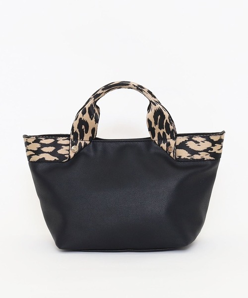 COOCO(クーコ)の「テープハンドルフェイクレザーミニ2WAY(ハンドバッグ・レディース・ブラック/グレー系その他/サックスブルー/ピンク/シルバー/アイボリー/ブラック×ブラック・9)」の15枚目の写真