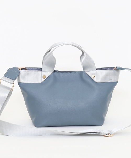 COOCO(クーコ)の「テープハンドルフェイクレザーミニ2WAY(ハンドバッグ・レディース・ブラック/グレー系その他/サックスブルー/ピンク/シルバー/アイボリー/ブラック×ブラック・9)」の22枚目の写真