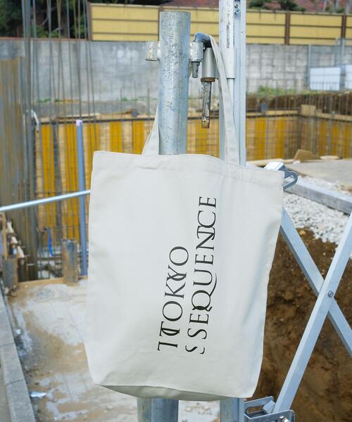 green label relaxing（グリーンレーベルリラクシング）の「【別注】＜TOKYO SEQUENCE＞トート バッグ（ショルダーバッグ・メンズ・ライトグレー/ブラック・FREE）」の3枚目の写真