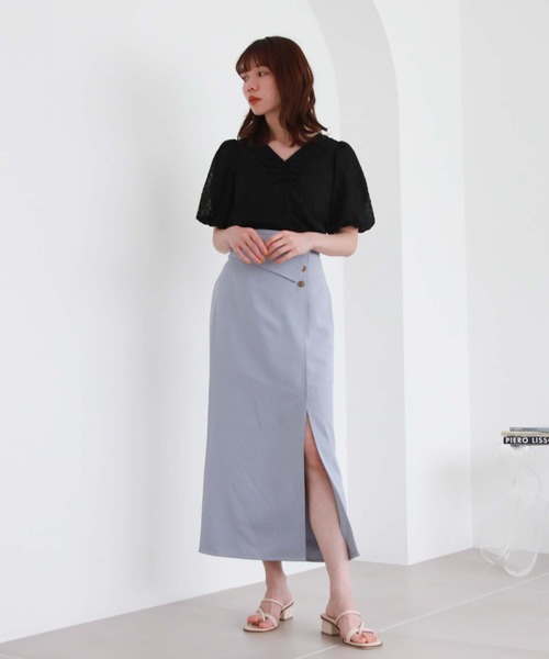 archives（アルシーヴ）の「ドビーフロントギャザーブラウス（シャツ/ブラウス・レディース・ブラック/アイボリー・MEDIUM）」の14枚目の写真