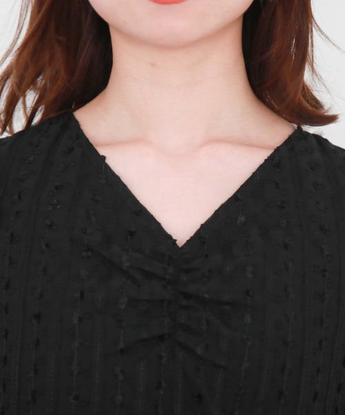 archives（アルシーヴ）の「ドビーフロントギャザーブラウス（シャツ/ブラウス・レディース・ブラック/アイボリー・MEDIUM）」の19枚目の写真