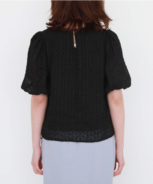 archives（アルシーヴ）の「ドビーフロントギャザーブラウス（シャツ/ブラウス・レディース・ブラック/アイボリー・MEDIUM）」の18枚目の写真