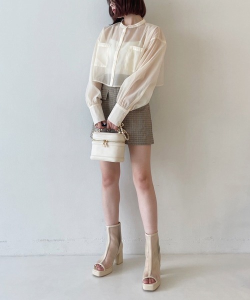 Heather(ヘザー)の「シアーノーカラーシャツ 969877(シャツ/ブラウス・レディース・ブラック/オフホワイト/ブラウン・FREE)」の4枚目の写真