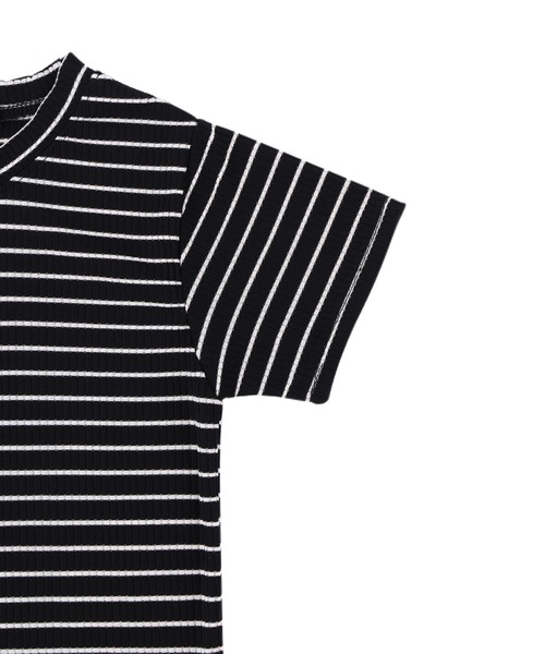 Figments（フィグメンツ）の「ボーダークロップドトップス（Tシャツ/カットソー・レディース・ブラック/ホワイト・FREE）」の11枚目の写真