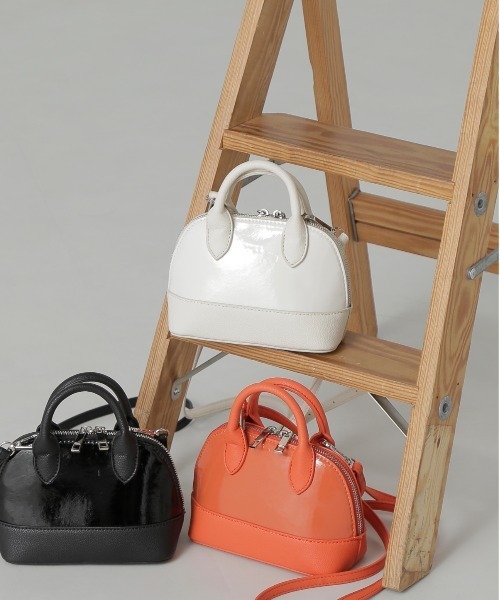 FREE'S MART(フリーズマート)の「切り替えカバーバッグ(ショルダーバッグ・レディース・ホワイト/ブラック/オレンジ・フリ-)」の10枚目の写真