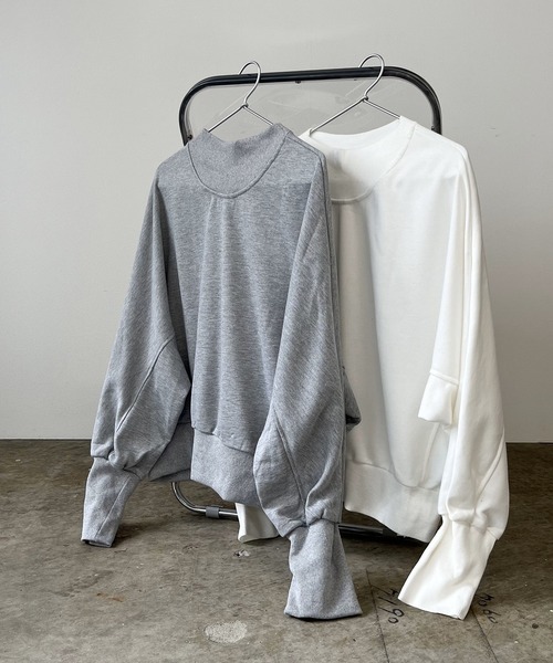 ROOPTOKYO（ループトウキョウ）の「▲Cropped Design Sweatshirts / クロップド デザインスウェット トレーナー（スウェット・レディース・ホワイト/グレー・FREE）」の4枚目の写真