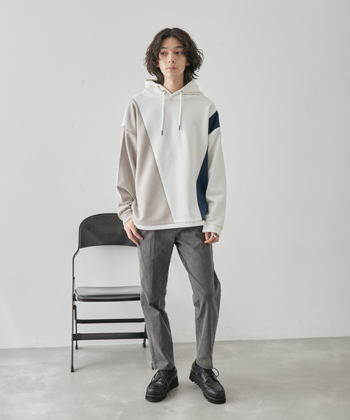 JUNRED(ジュンレッド)の「ブロッキングフェイクレイヤードプルパーカー(パーカー・メンズ・ベージュ系その他/グリーン/ホワイト・M/L/LL)」の11枚目の写真