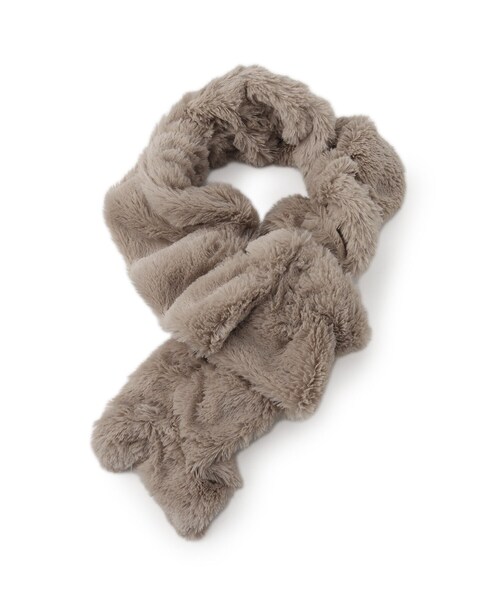 SHOO・LA・RUE（シューラルー）の「◆ウェーブフェイクファーマフラー（ストール/ショール・レディース・ピンク系/アイボリー/チャコールグレー/サックスブルー/ベージュ/ブラック・00）」の5枚目の写真