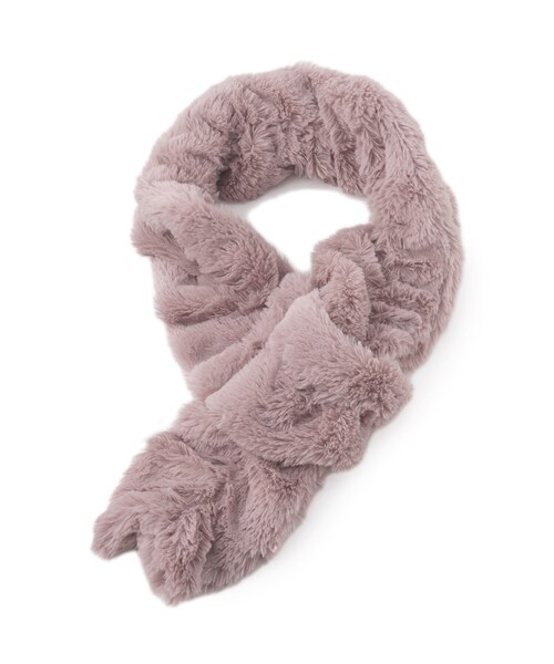 SHOO・LA・RUE（シューラルー）の「◆ウェーブフェイクファーマフラー（ストール/ショール・レディース・ピンク系/アイボリー/チャコールグレー/サックスブルー/ベージュ/ブラック・00）」の7枚目の写真