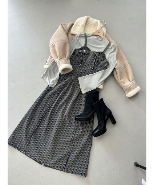 dazzlin（ダズリン）の「シアーショートブーツ（ブーツ・レディース・アイボリー/ブラック・MEDIUM/LARGE）」の5枚目の写真