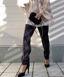 Q | サテンストレッチジョガーパンツ(その他パンツ)