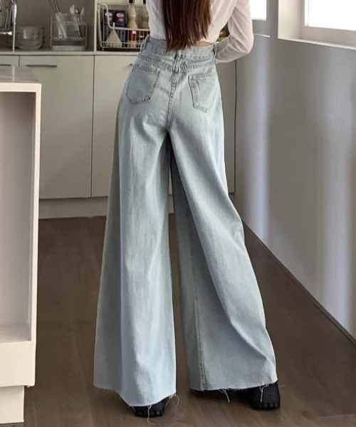 GEMEDA(ジェメダ)の「ハイウエストワイドフルレングスデニムパンツ(デニムパンツ・レディース・ネイビー/ライトブルー・S/M/L)」の5枚目の写真