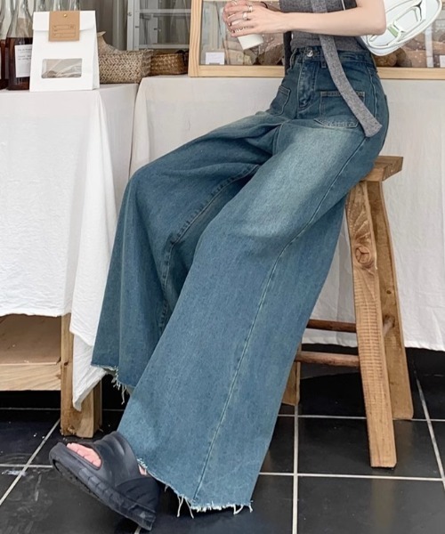 GEMEDA(ジェメダ)の「ハイウエストワイドフルレングスデニムパンツ(デニムパンツ・レディース・ネイビー/ライトブルー・S/M/L)」の15枚目の写真