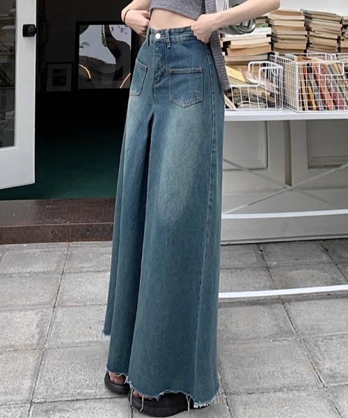 GEMEDA(ジェメダ)の「ハイウエストワイドフルレングスデニムパンツ(デニムパンツ・レディース・ネイビー/ライトブルー・S/M/L)」の17枚目の写真