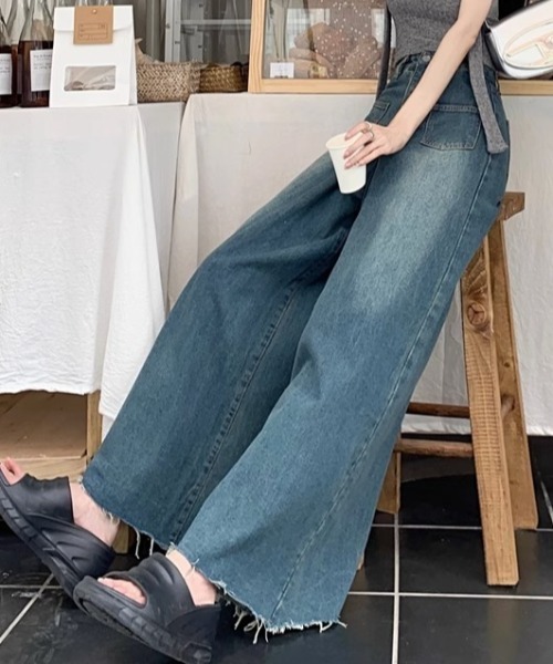 GEMEDA(ジェメダ)の「ハイウエストワイドフルレングスデニムパンツ(デニムパンツ・レディース・ネイビー/ライトブルー・S/M/L)」の19枚目の写真