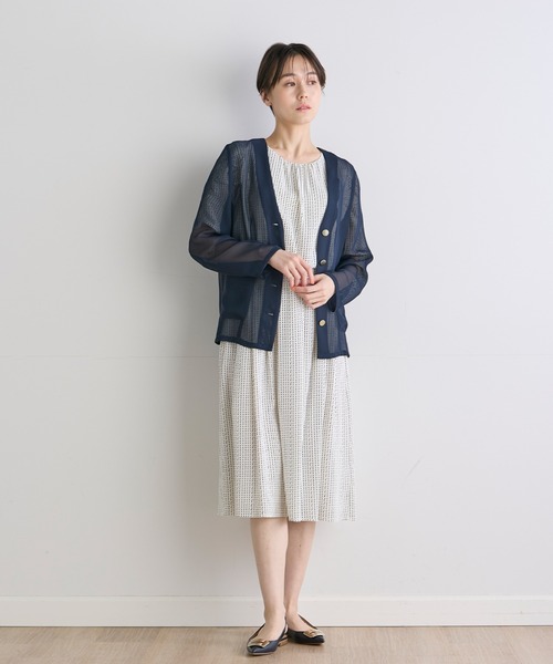 INED CLARO（イネドクラロ）の「ライトメッシュクロスジャケット（ノーカラージャケット・レディース・ブラウン/ネイビー・11号/9号）」の14枚目の写真