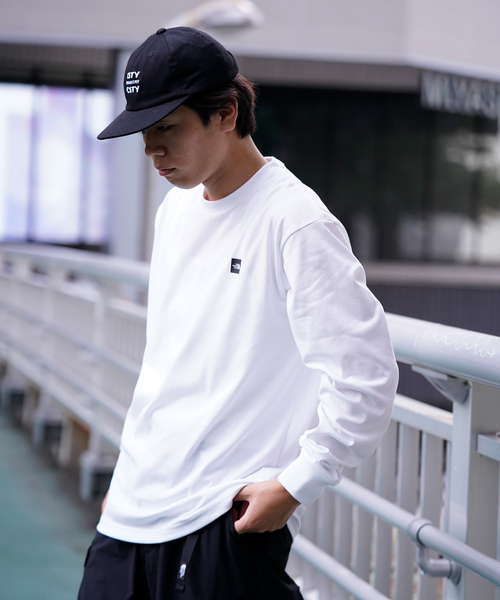 THE NORTH FACE(ザノースフェイス)の「《WEB限定》【THE NORTH FACE / ザ ノースフェイス】L/S Small Box Logo Tee(Tシャツ/カットソー・メンズ・チャコールグレー/ブラック/ホワイト・LARGE/MEDIUM/X-LARGE)」の11枚目の写真