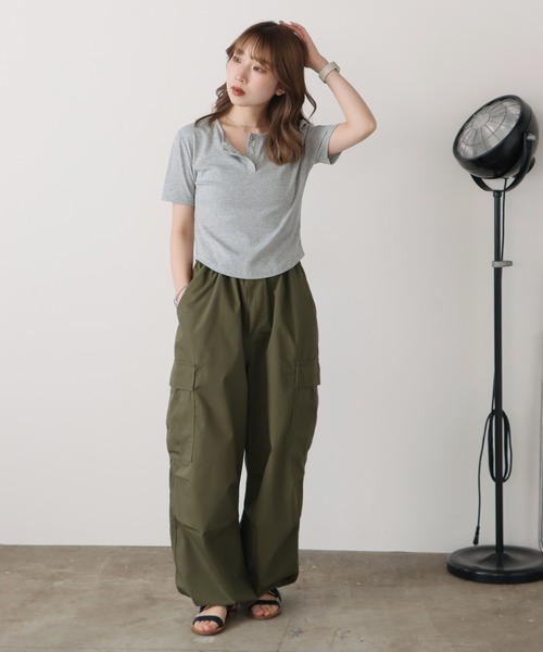 BLANK　（ブランク）の「Henry Neck T-Shirt / ヘンリーネックT 半袖（Tシャツ/カットソー・レディース・ホワイト/ライトグレー/ブラック/ライトブルー・FREE）」の11枚目の写真