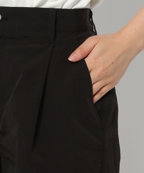 Anui(アニュイ)の「【UNISEX/2サイズ展開】ミドルトラックパンツ(カーゴパンツ・レディース・チャコールグレー/ブラック・MEDIUM/SMALL)」の11枚目の写真