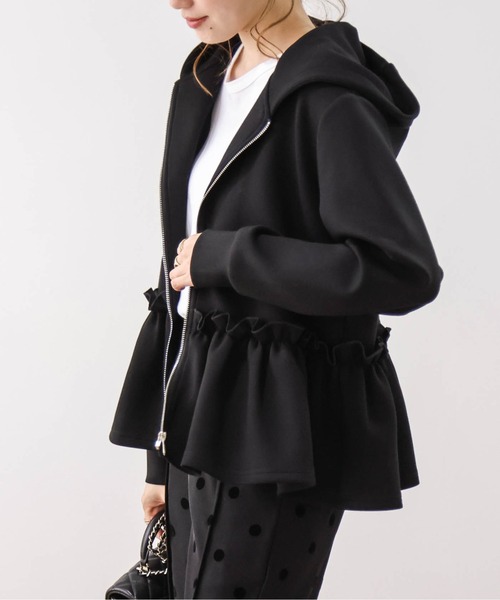 La-gemme（ラジェム）の「ギャザーフリルジップフーディ（パーカー・レディース・ブラック/ホワイト・M/L）」の4枚目の写真