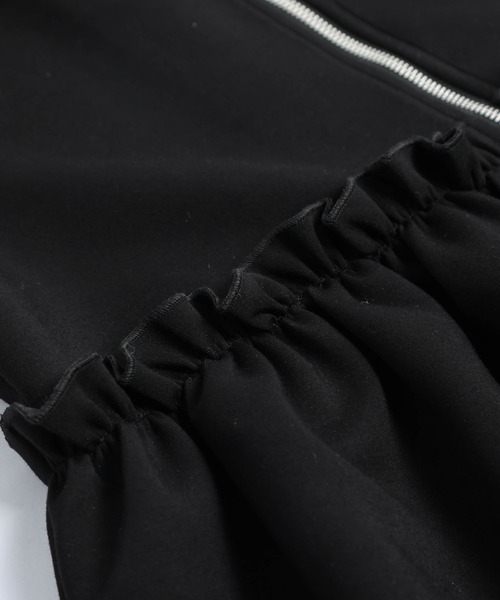 La-gemme（ラジェム）の「ギャザーフリルジップフーディ（パーカー・レディース・ブラック/ホワイト・M/L）」の22枚目の写真