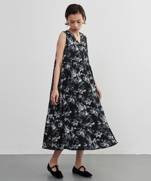 Ｎ　フラワープリント ノースリーブワンピース 他 On One's Own フラワープリントノースリーブワンピース（ワンピース