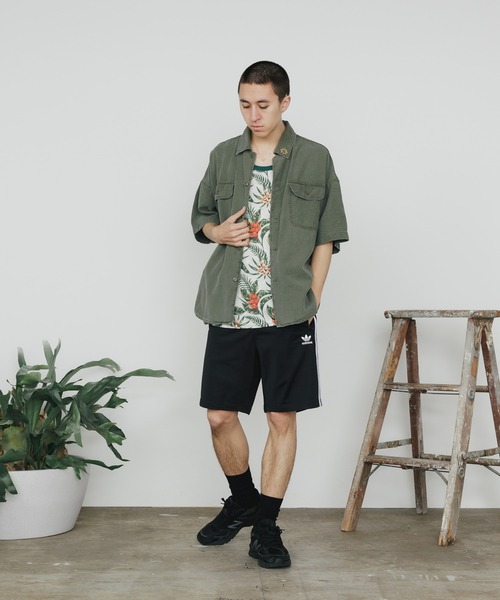 REMI RELIEF（レミレリーフ）の「REMI RELIEF/レミレリーフ WIDE Military S/S SHIRT(スタッズ)  シャツ（シャツ/ブラウス・メンズ・カーキ・XL/L/M）」の15枚目の写真