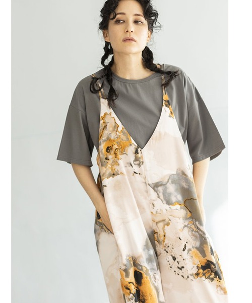 OSMOSIS（オズモーシス）の「バックギャザーオールインワン（つなぎ/オールインワン・レディース・ブラック/オレンジ/ベージュ/グリーン・ONE SIZE）」の4枚目の写真