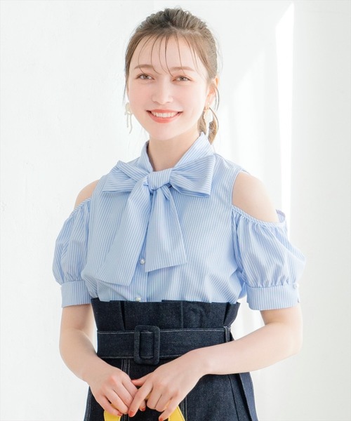 WILLSELECTION(ウィルセレクション)の「オープンショルダーリボンタイブラウス(シャツ/ブラウス・レディース・ピンク/オフホワイト/ネイビー/ブルー・FREE)」の3枚目の写真