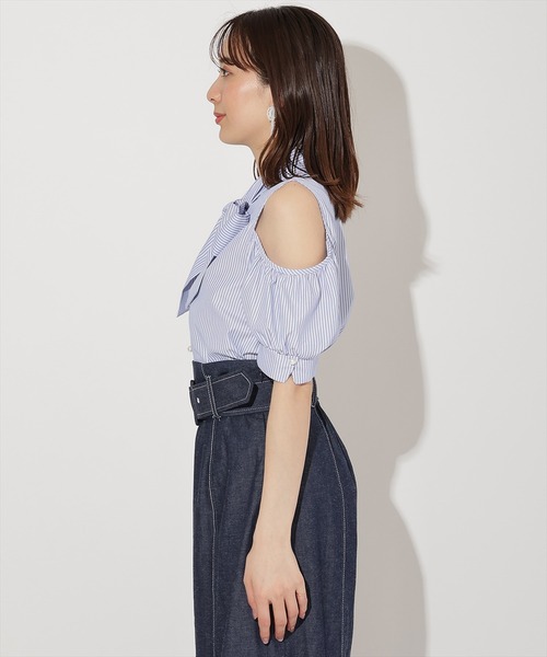 WILLSELECTION(ウィルセレクション)の「オープンショルダーリボンタイブラウス(シャツ/ブラウス・レディース・ピンク/オフホワイト/ネイビー/ブルー・FREE)」の12枚目の写真
