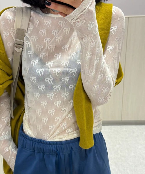 LYEON(リヨン)の「リボンチュールトップス(Tシャツ/カットソー・レディース・ブラック/オフホワイト・FREE)」の1枚目の写真